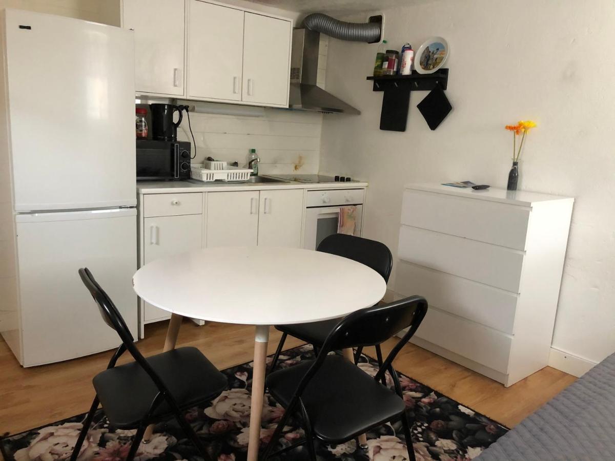Nr2 With Shared Bathroom In C Huoneisto *